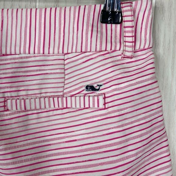 Vineyard Vines Women's Shorts Classic Mid-Rise Striped Pink And White Size 2 - Picture 4 of 9